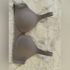 Athleta Bra 38C LIKE NEW